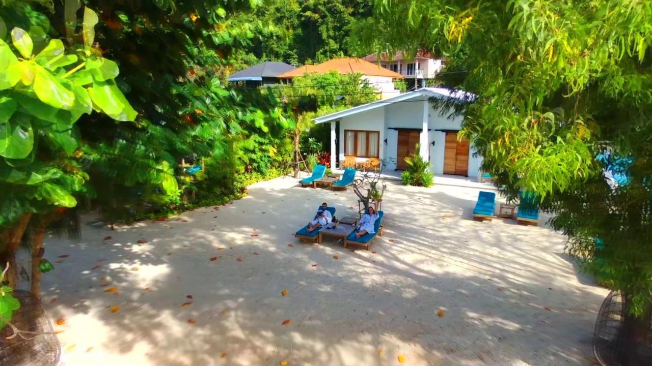 The Mooring Resort Panwa Beach Dış mekan fotoğraf